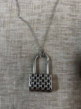 Gucci Silver Padlock Lattice Pendant Necklace